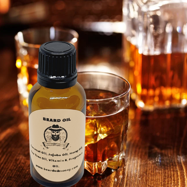 Devil's Cut Beard Oil ( Our Kentucky Bourbon Version) smells fruity, woody, vanilla with musky like background.
