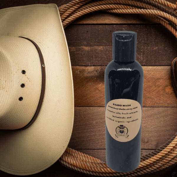 Cedar Leather Beard & Body Wash scent will transport you! A woodsy and amber men's type with an evocative musk and tonka bean base note. This fragrance is a classic masculine fresh scent!