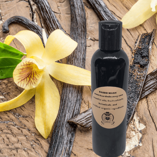 Sandalwood Vanilla Beard & Hair Wash a luxurious blend where soft vanilla intertwines with sandalwood and musk, culminating in a powdery Earthy aroma.